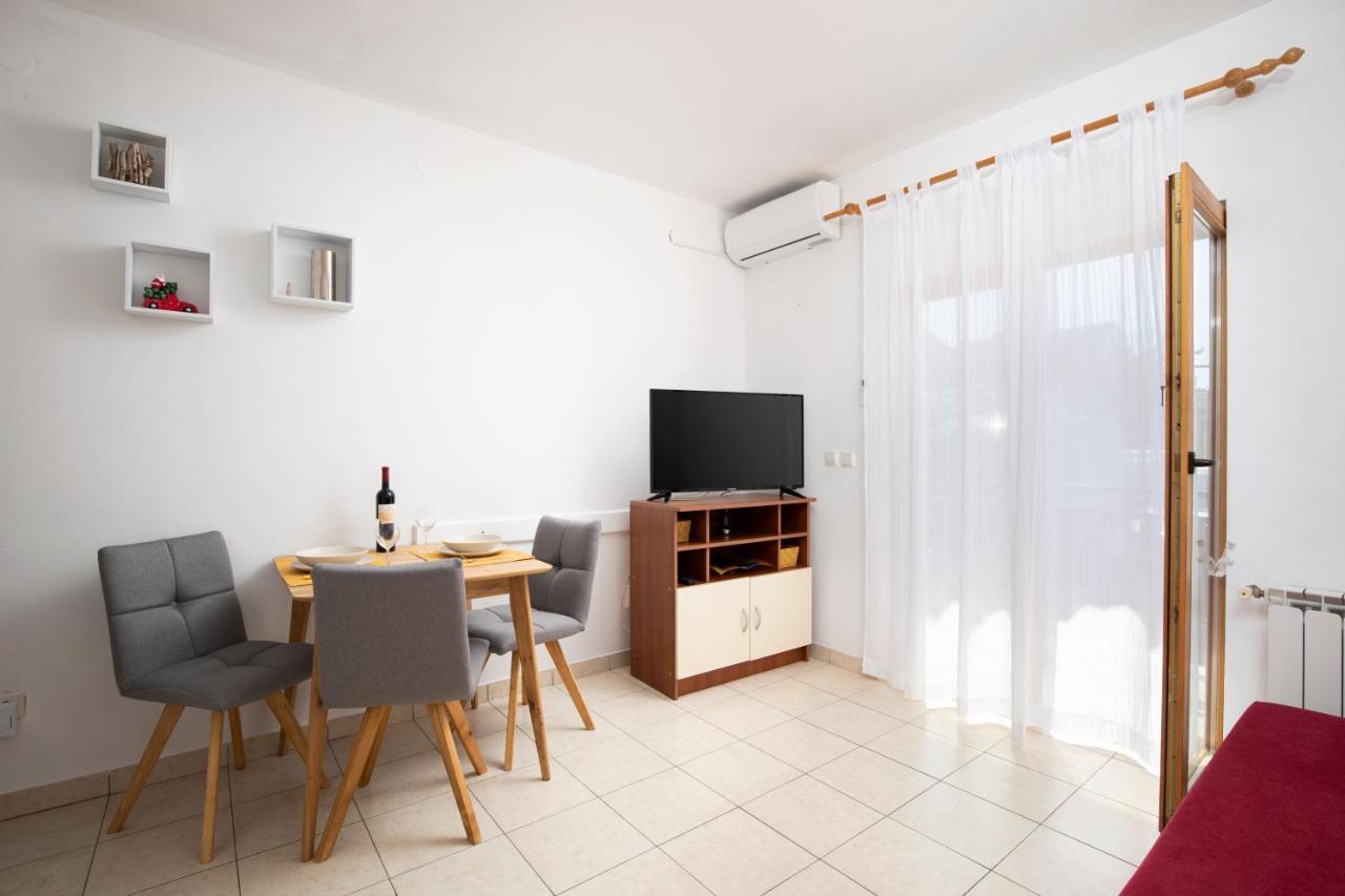 Sunny Apartment Valbandon Fazana Ngoại thất bức ảnh